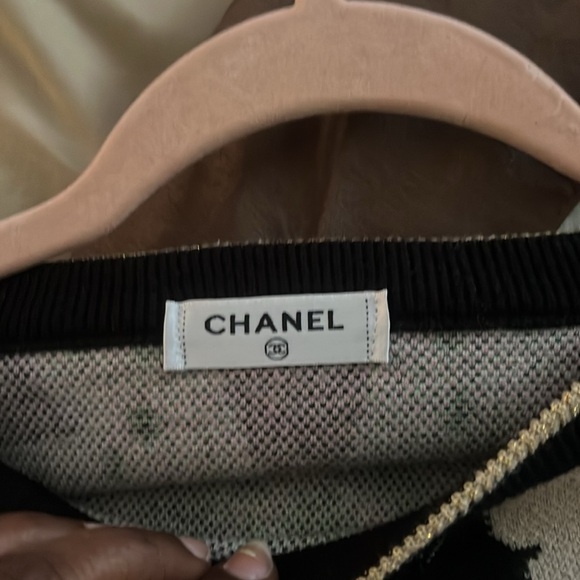 💯 % Authentic Chanel Women's Multicolor Sweater - Picture 6 of 6